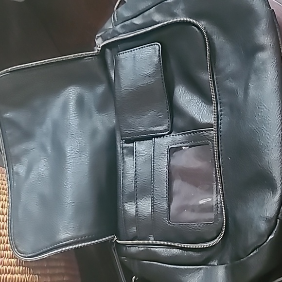 Pocketbook - Picture 2 of 3